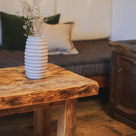 Apartmenthaus Burg Heimfels Апартаменты