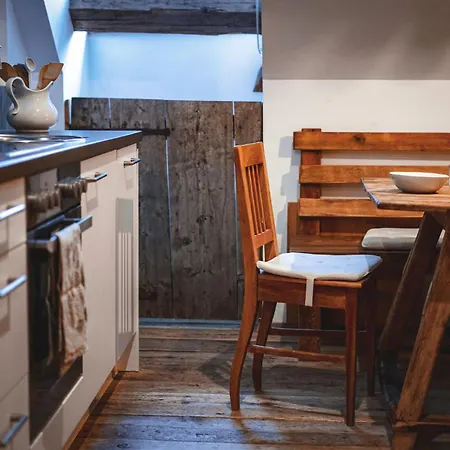 Apartmenthaus Burg Heimfels * Heinfels