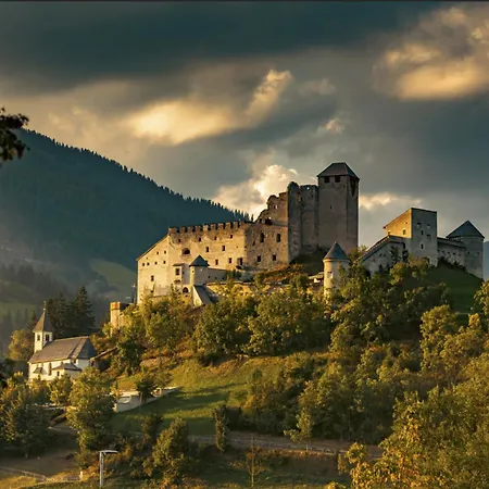 Apartmenthaus Burg Heimfels